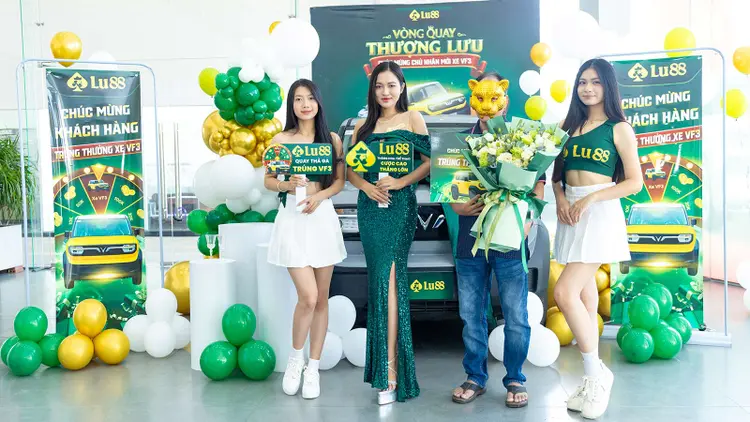 Vòng Quay Thượng Lưu Lu88 - Trao VF3 Cho Khách Hàng May Mắn